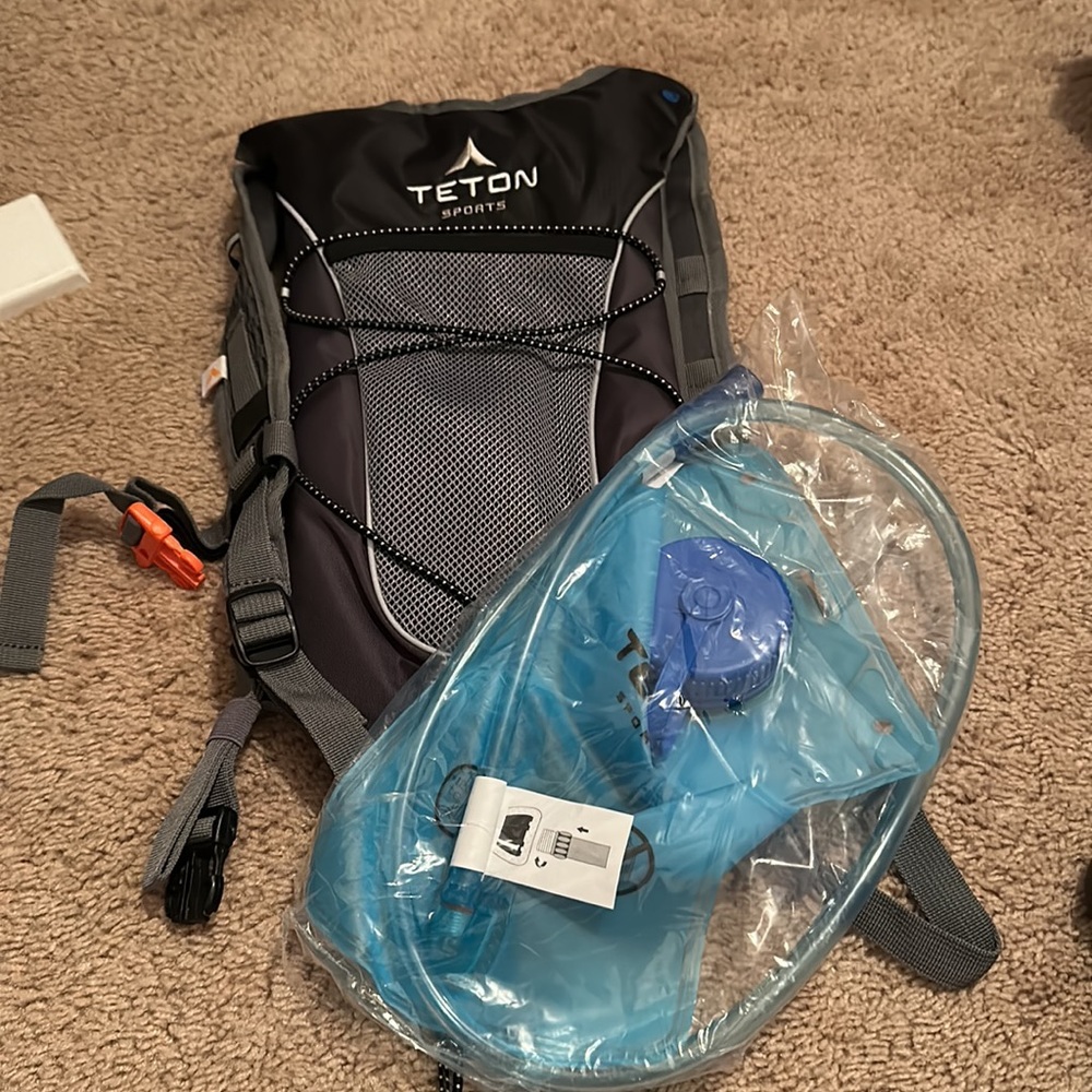 Backpack - Picture 3 of 3